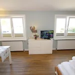 Haus Guenther - Mittelweg 1, App 1