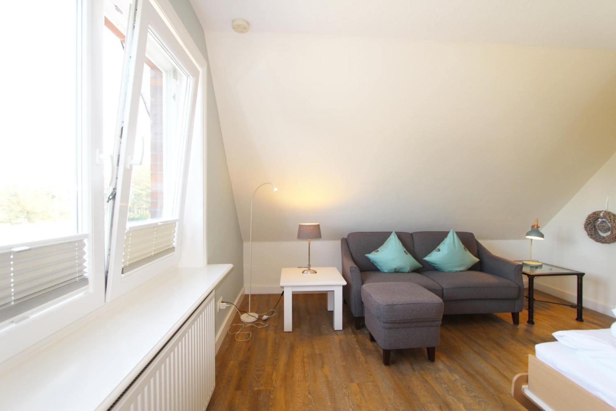 Haus Guenther - Mittelweg 1, App 1 Wenningstedt-Braderup